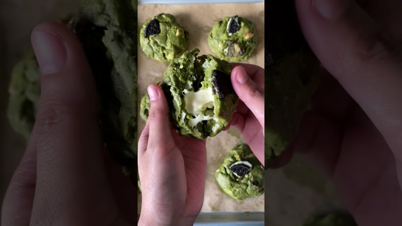 Matcha White Chocolate Oreo Cookie 🍵🍪 