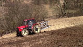 Zetor 10540 s pluhem Sukov