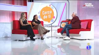 Cristina Pérez y Laura López, componentes de Raíces Atlántikas en el programa Cerca de ti, de TVE