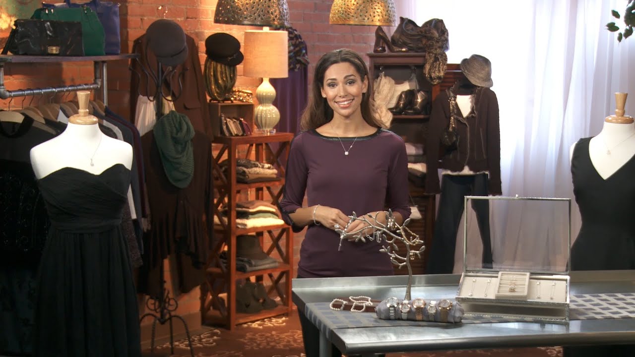 7 Jewelry Staples Every Woman Must Have - YouTube