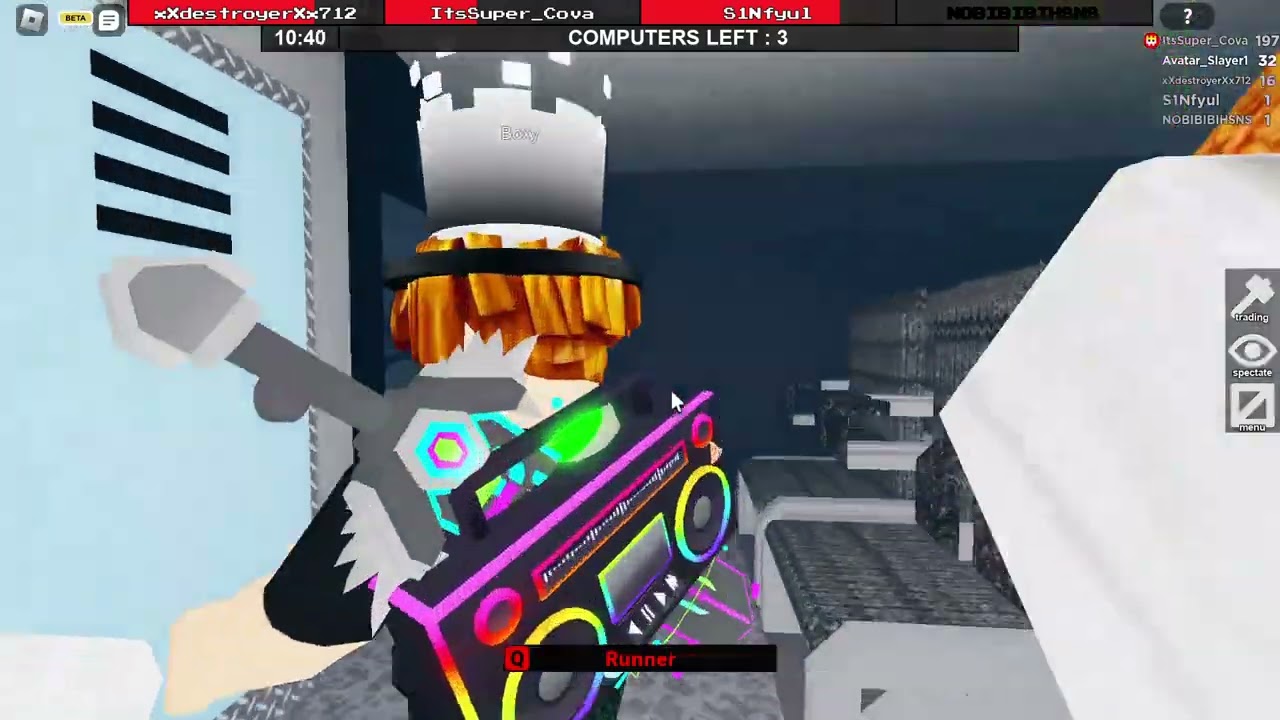 Flee the facility gameplay but im getting trolled by a high level