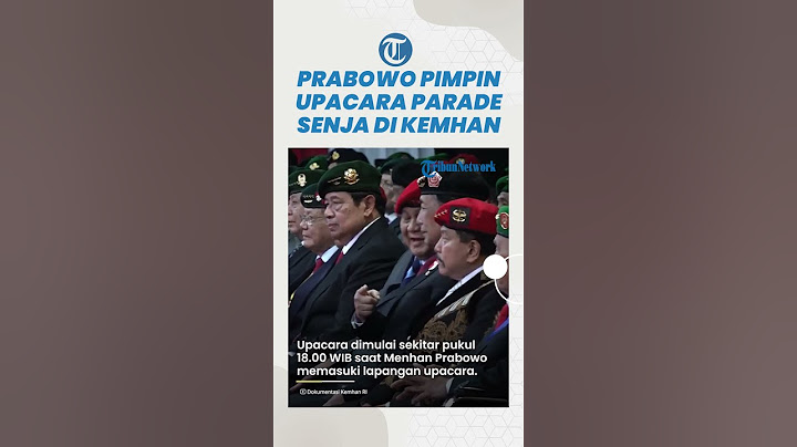 Tangguhnya Prabowo Pimpin Upacara Parade Senja di Kementerian Pertahanan