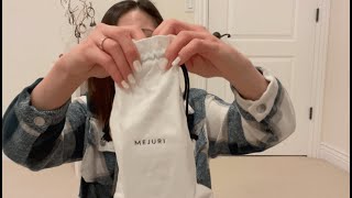 Mejuri Fine Jewelry | 14K Yellow Gold Bold Round Signet Ring | Unboxing & First Impressions