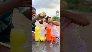 El equipo más rápidos llenando las 2 botellas con agua de colores, Gana.