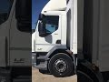 Camión DAF LF 260 FA tauliner con plataforma Zepro 1500 kg
