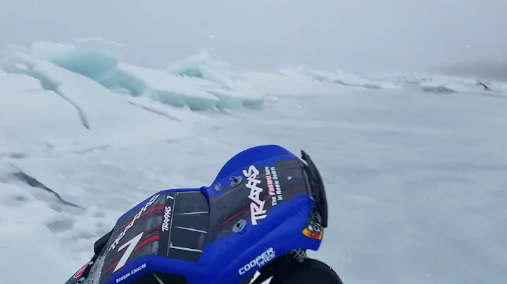 4x4 slash on the lake.