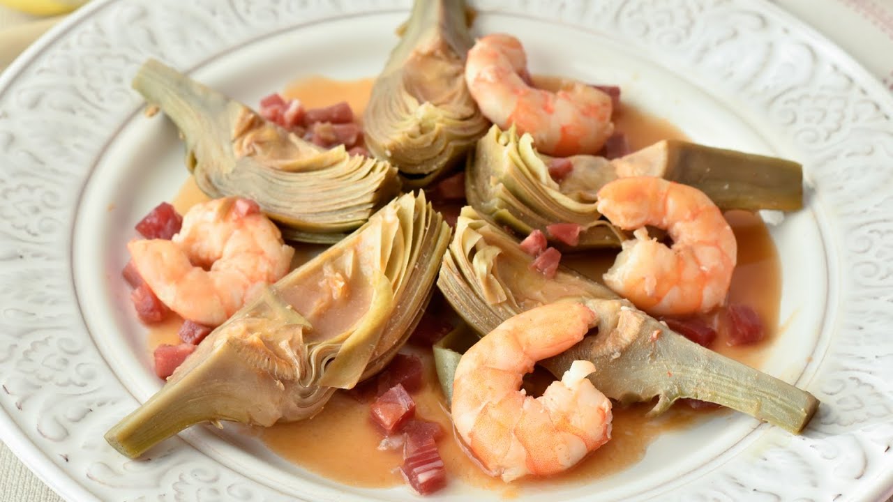Estas alcachofas con langostinos y jamón son un recetón