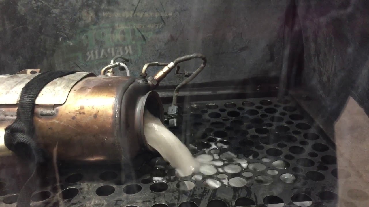 DPF specialists cleaning a Bmw DPF. DPF REPAIR HULL - YouTube