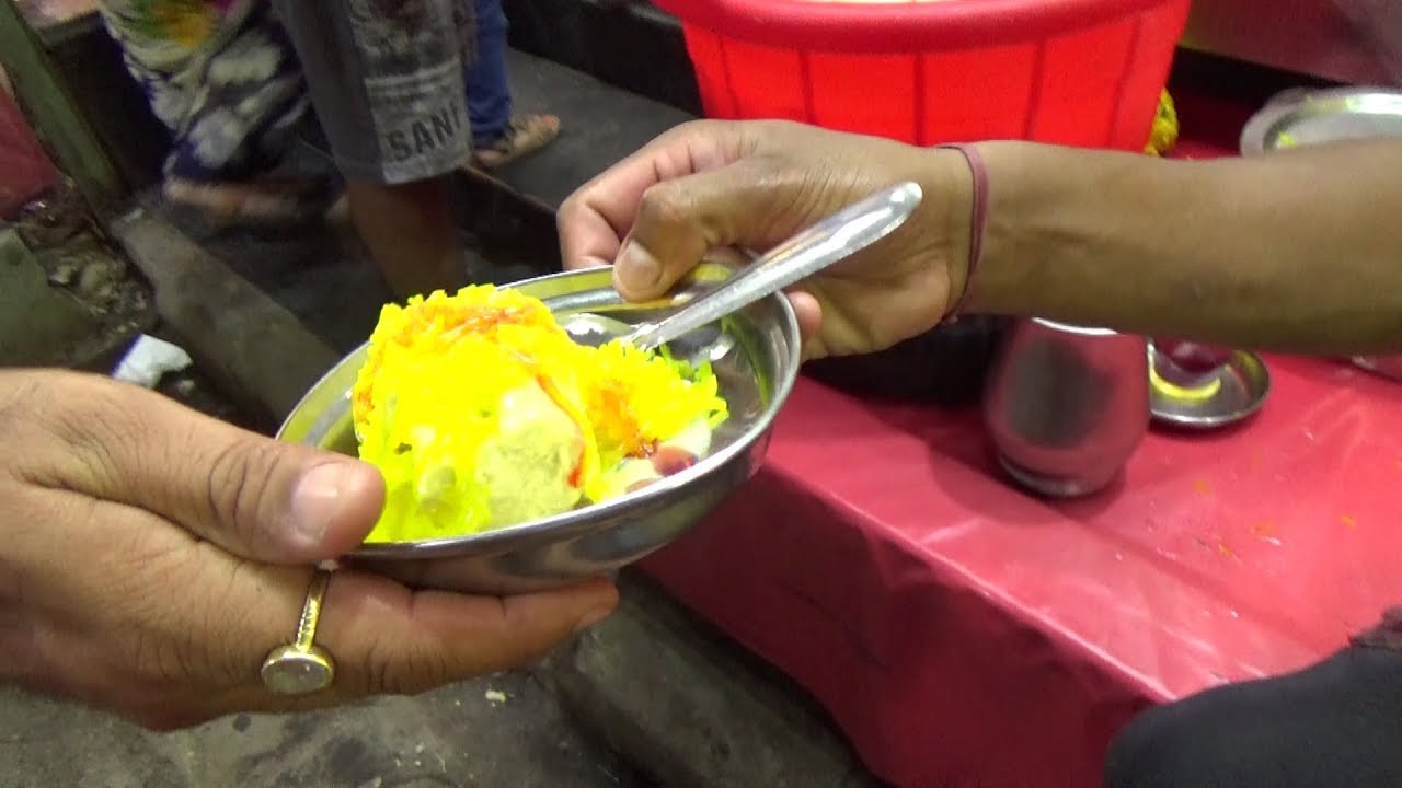 kulfi falooda | Varanasi Street Food | Kesar Kulfi Falooda | Benaras #kashi | Street Food Zone