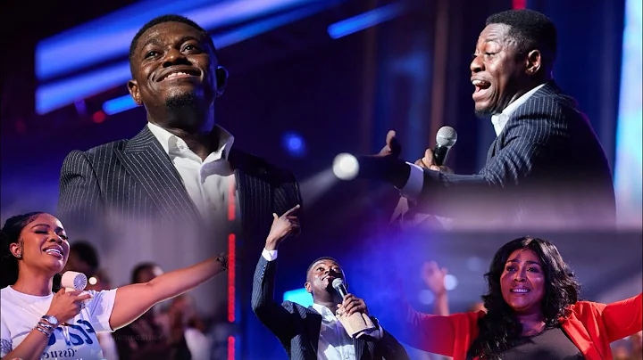 Kwaku Teye Was On Fire @ Piesie Esther's Flora Made By Grace With Powerful Ghanaian Medleys 