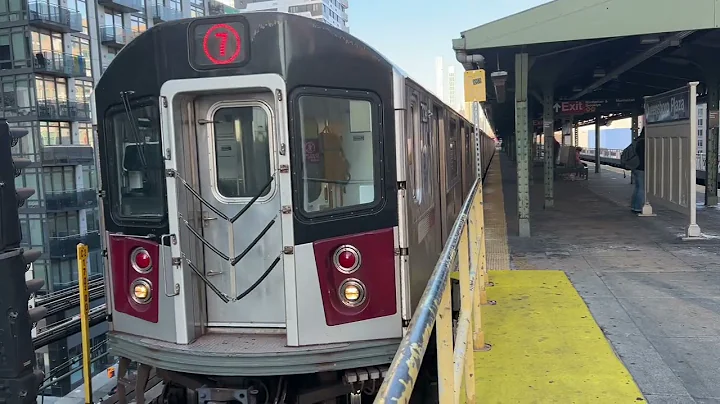 (N) (W) (7) (7X) Trains at Queensboro Plaza