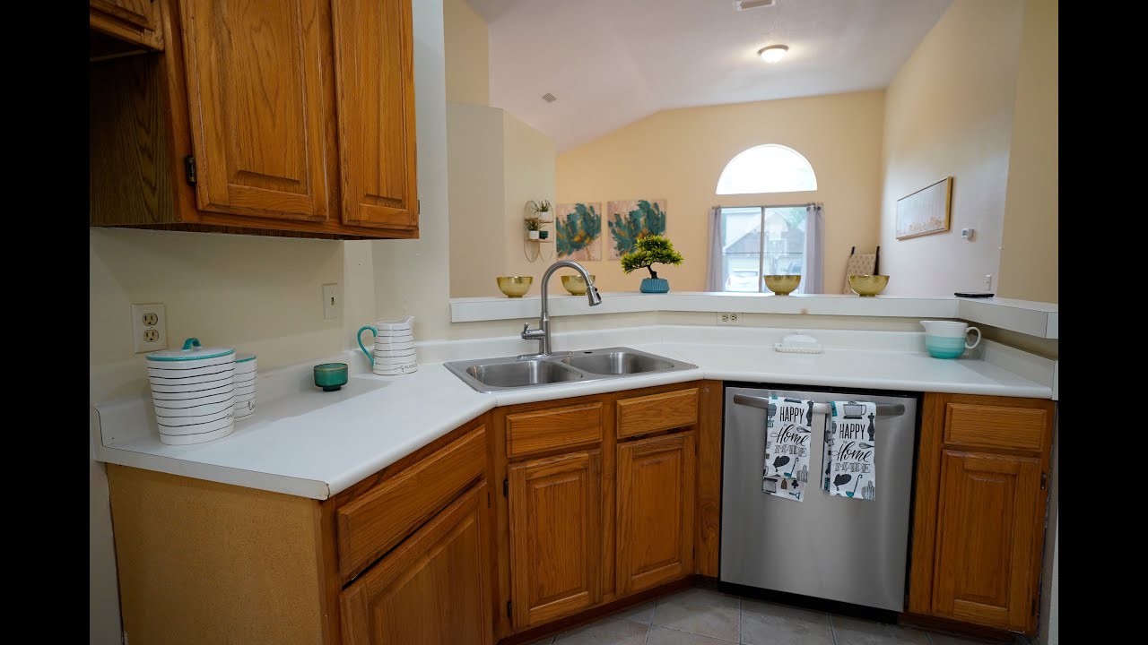 San Antonio Real Estate Videography - Drone Cinematic Video | 8202 Galespoint Rd