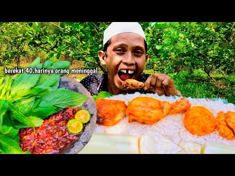 Bahan Makanan MUKBANG JOMET SEDEKAHAN 40 HARI MENINGGAL AYAM GORENG SAMBEL LALAPAN MENTAH Yang Menggugah Selera