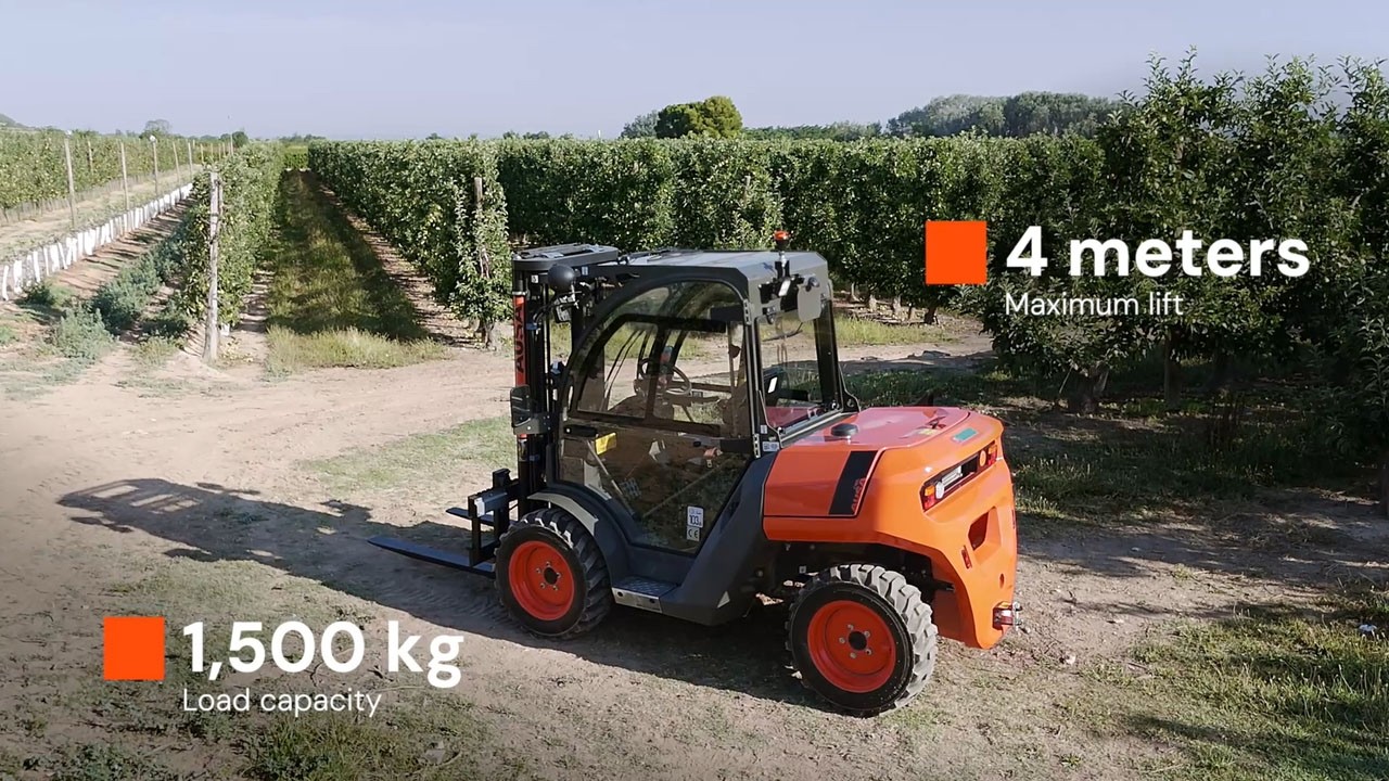 C151H compact rough terrain forklift for agriculture