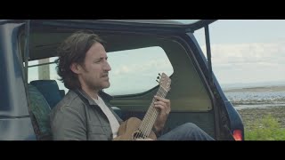 Sébastien Lacombe - Mon trip à moi c'est toi (clip officiel) chords