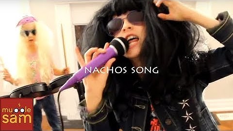 Sophia and Bella in The NACHOS SONG (Live Rock) Music Video on Mugglesam