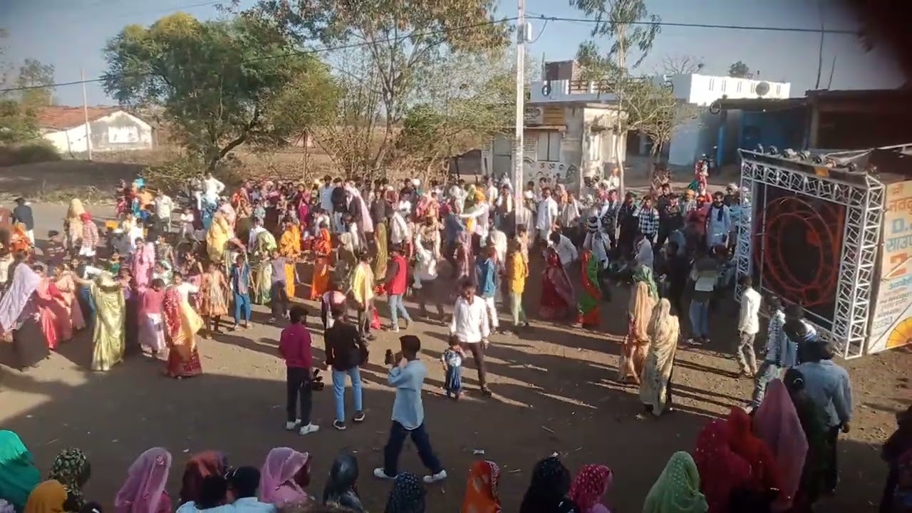 गोलू डांसर