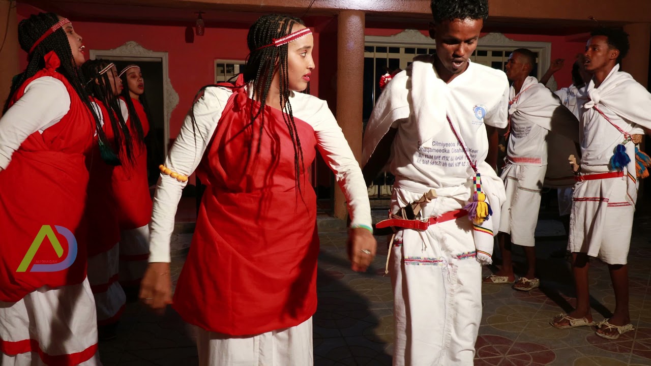 KOXDA HORMOOD DHAQAN OO KA YAABISAY REER DIRE DHABA(hambalyo koxda hormood dhaqan)🇩🇯❤️🇸🇴😍💝