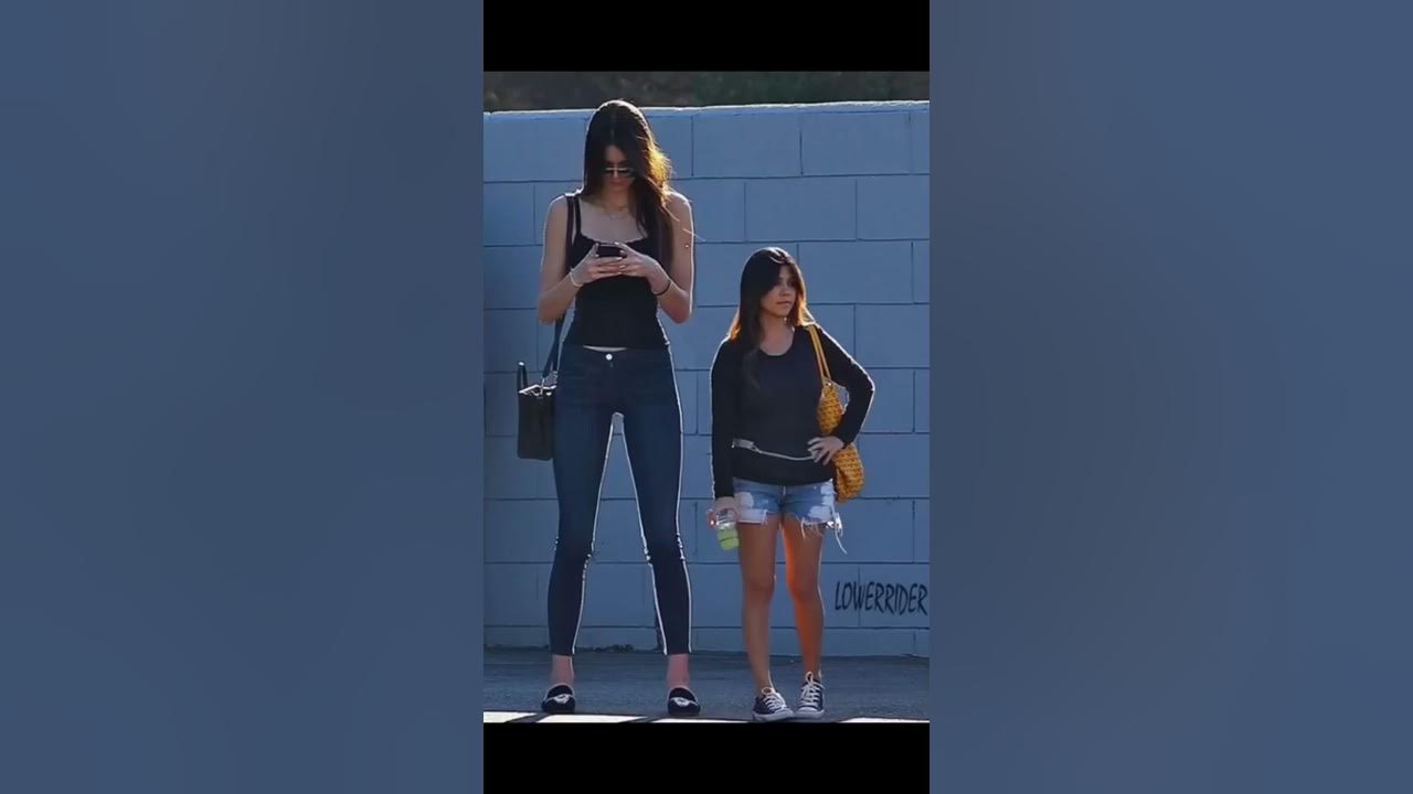 Kourtney vs kendall 👭 height edition #kendalljenner #kourtneyKardashian  #shorts