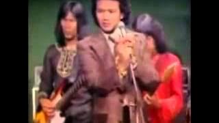 Derita Rhoma Irama Soneta