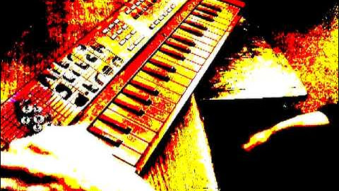 Circuit bent Yamaha PSS-140