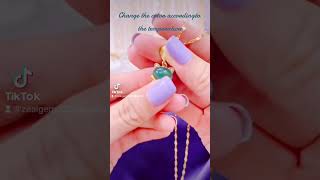 Change color according to the temperature necklace