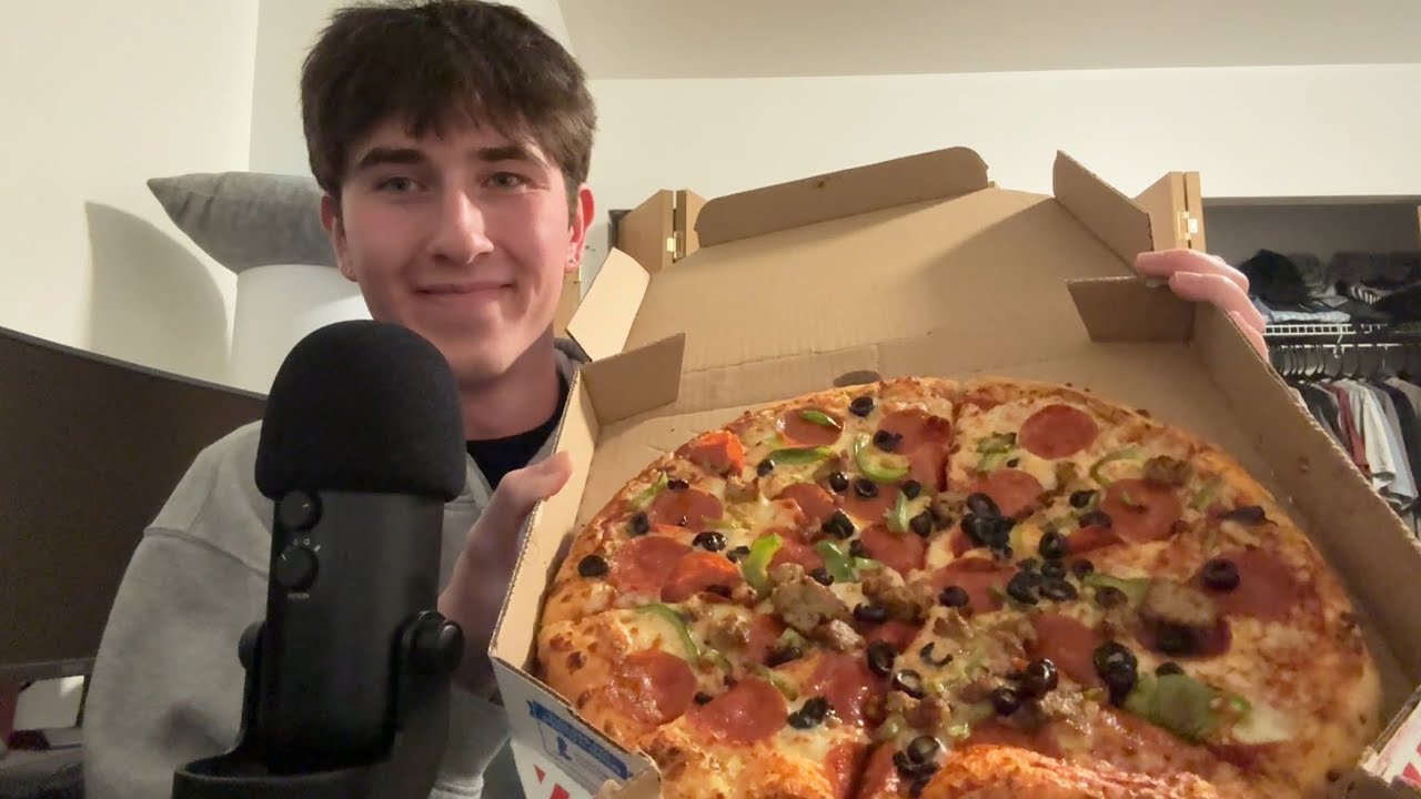 ASMR eating pizza and rambling