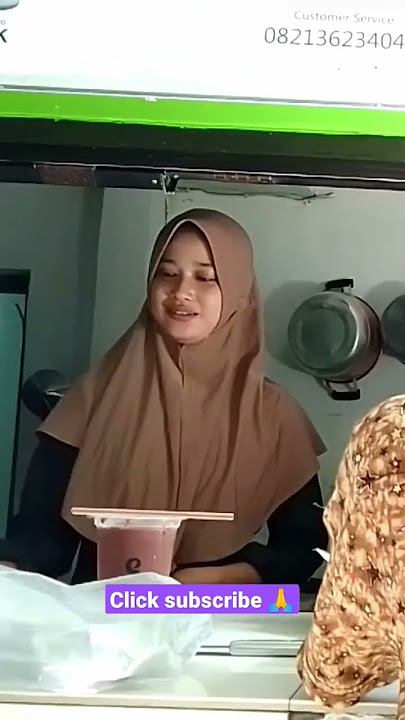 Gadis Cantik Penjual Es