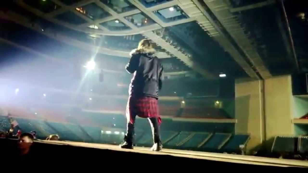 30 Seconds to Mars— Search for you (live in Moscow soundcheck 2014)