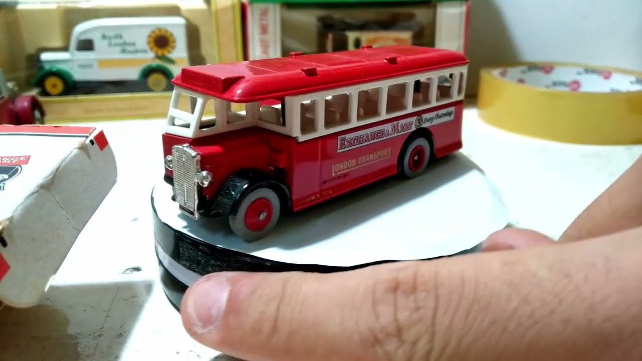 Lledo Exchange & Mart London Transport Bus