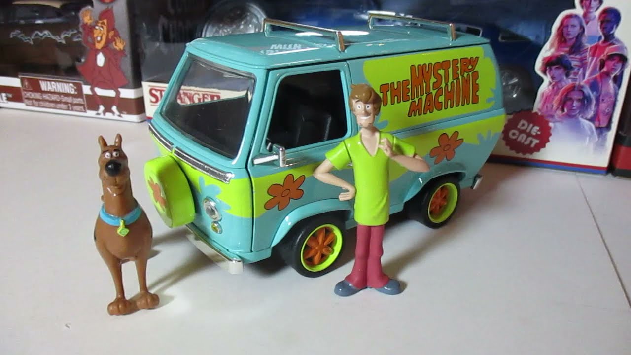 Jada Hollywood Rides Scooby Doo 1:32 Scale Mystery Machine