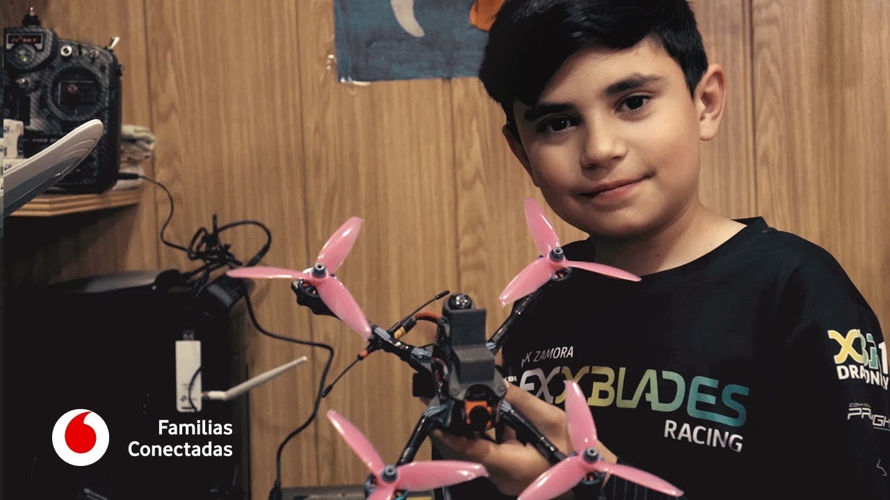 Un español de diez años, entre los mejores pilotos de drones del mundo #FamiliasConectadas elton john