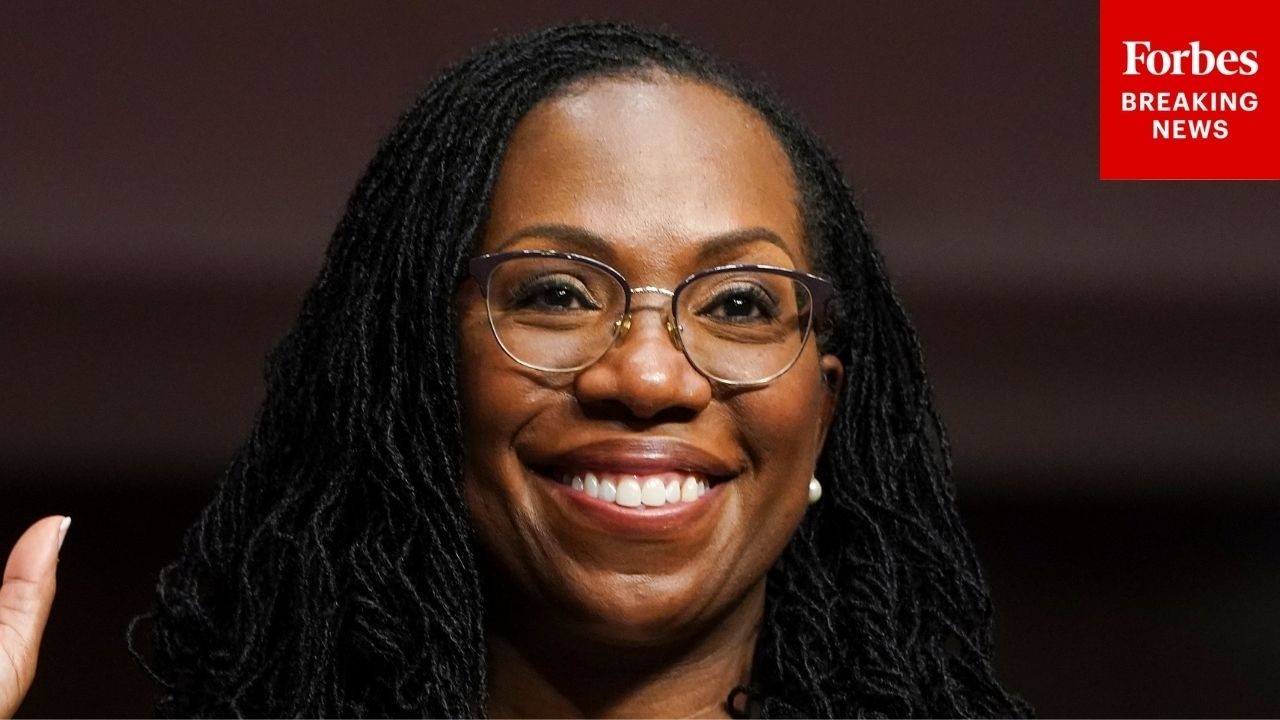 'I'm Still Struggling To See': Ketanji Brown Jackson Asks Lawyer About Case's Impact State-By-State