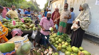 Amazing Coconut Cutting Skills - 2000 Coconut Sold Everyday  - Street Food Bangladesh