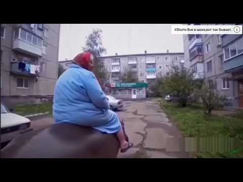 Самые Смешные Видео Приколы 2025 Года. Моя Булька- Барабулька лучше всякого самоката .🛴