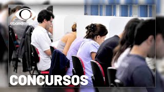 Atenção, concurseiros! Quase 8 mil vagas abertas para concurso público no país