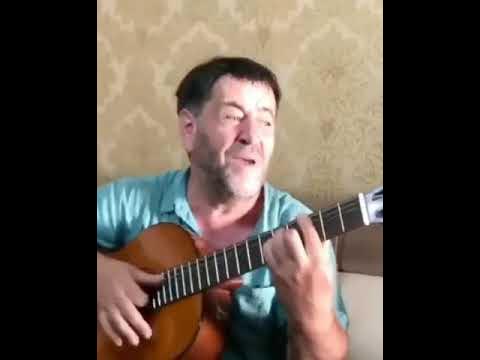 Секс транни Омбы Жігіт әдемі әйелмен жыныстық қатынасқа түскен