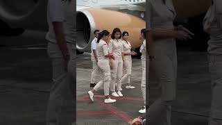 foto sebelum terbang pramugari superairjet