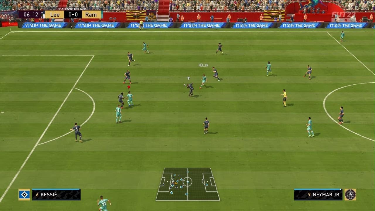 FIFA 22: 96 Player moment Marco Reus has crazy FINESSE SHOT!!