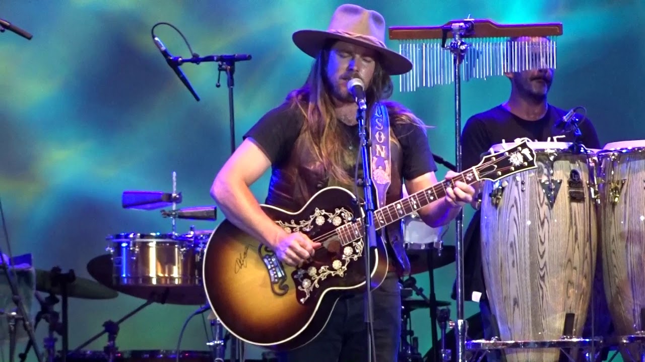 Lukas Nelson & The Promise of the Real Turn Off The News (Build A