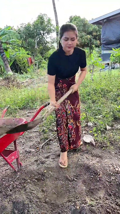 Kelihatan enteng tapi ketika dicoba sangat menguras tenaga. #cantik #gadisdesa