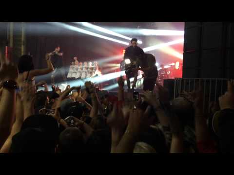 Machine Gun Kelly - Breaking News - Sokol - Omaha, NE