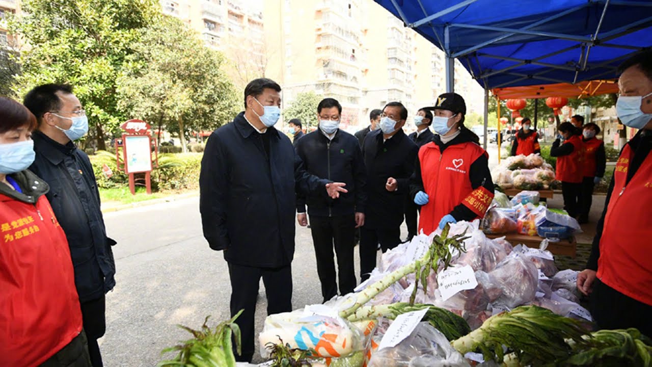 Xi Jinping visits Wuhan community, meets residents and frontline workers