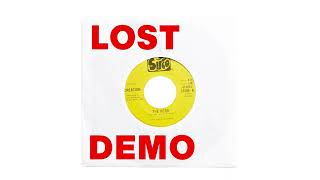 Creation - The Hero (Lost Demo Version)
Something truly special here. Mikey Hamptons the man behind Creation (as well as his current band Mikey Hamptons & The Meows) gave me permission to post the incredible, lost demo of The Hero. This is the song that had been presented on bootlegs as a lost Beatles song for many years. This version is quite different in may ways to the recorded version ( https://youtu.be/93lS5DK5tKg ) and is truly wonderful in its own right. You can hear more of Mikeys amazing work here: www.reverbnation.com/mikeyhamptonsthemeows and find his channel here: https://www.youtube.com/@MikeyHamptons Creation - The Hero (Lost Demo Version)