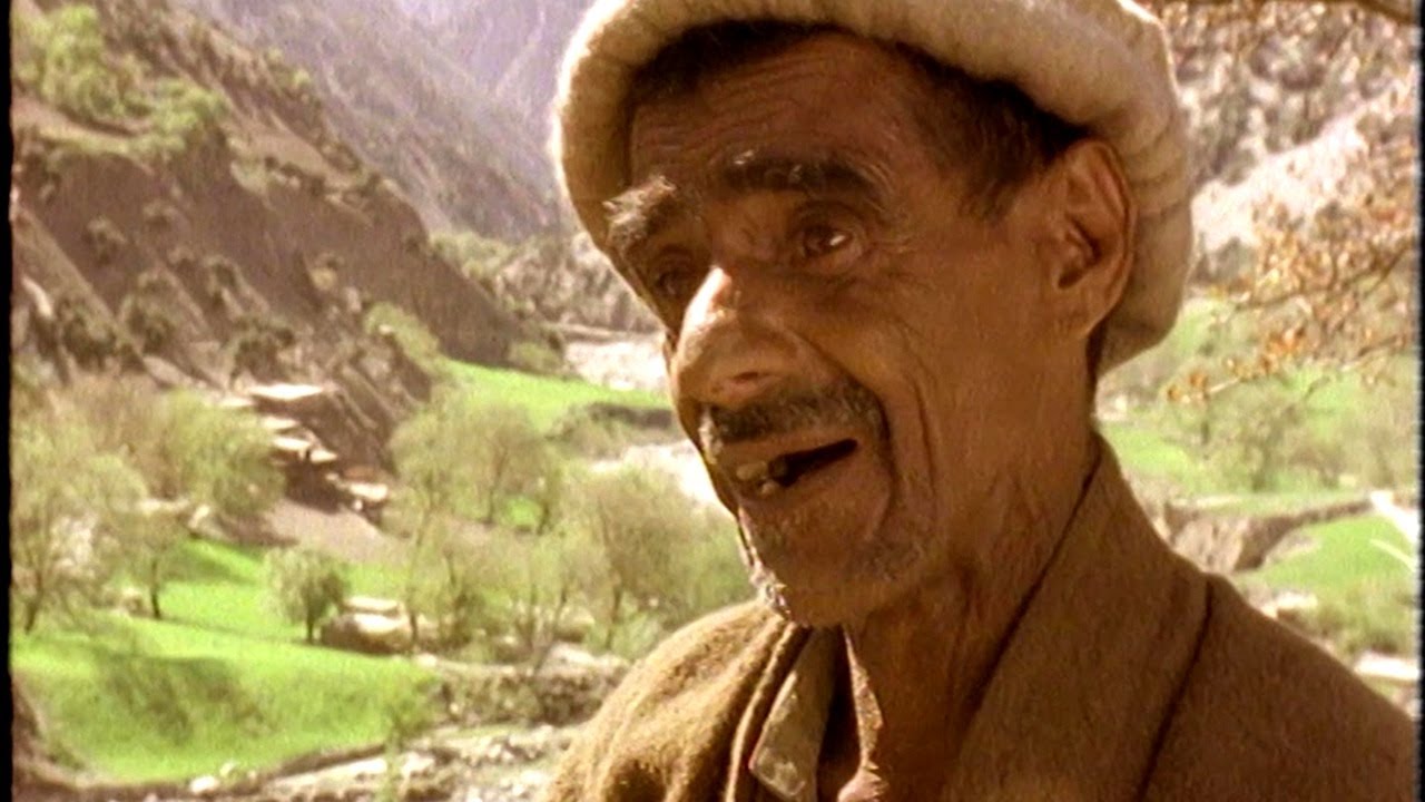 Внутри Калаши: скрытая долина Пакистана и ее древний весенний фестиваль.