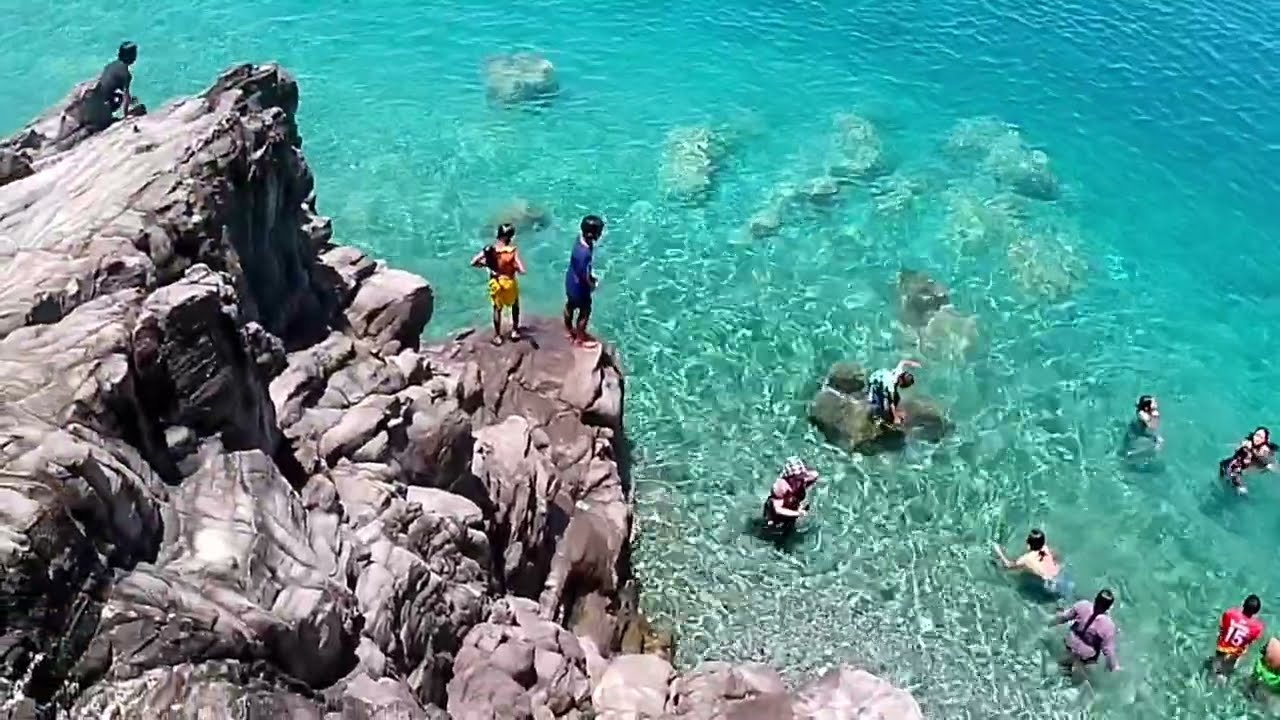 Beach na walang buhangin, quick walking Tour' PEBBLE BEACH, LOOC MABUA, SURIGAO...