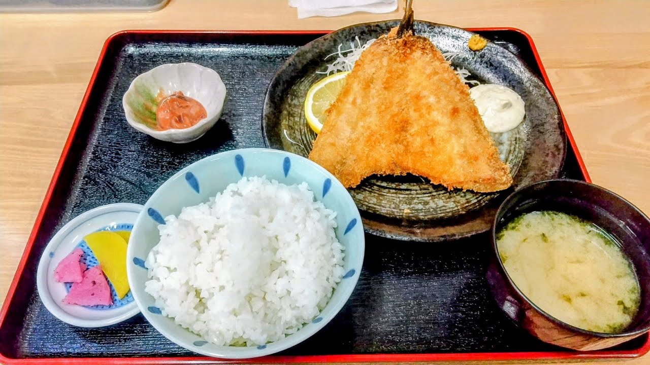 てっぱつ✨南房総市千倉町千田にある「市場食堂 せん政水産」に行って来ました‼️【「てっぱつ・ふわふわ」あじフライ】メッチャ美味しかったです✨