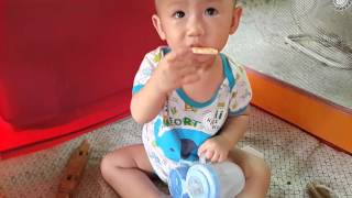 1040909鼎赫倆寶~手機看熱鬧加耍寶