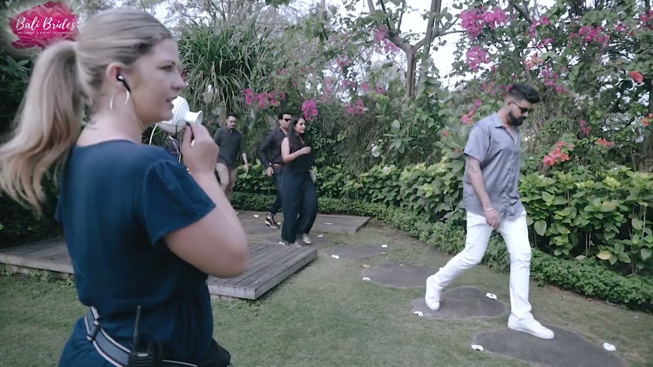 Behind the Scenes of a Bali Wedding. Wonderland Uluwatu