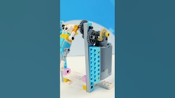 Play with your robot friends~😆😆😆